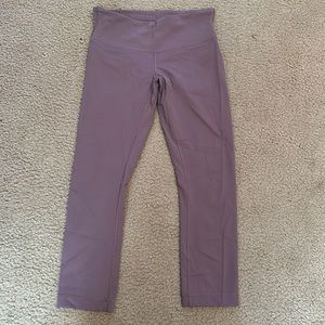 Lululemon Women’s Cropped Leggings Size 4